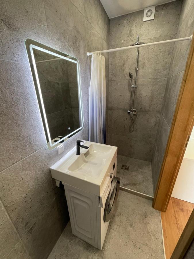 Airport Apartment 29 Self Check-In Free Parking VNO Dış mekan fotoğraf